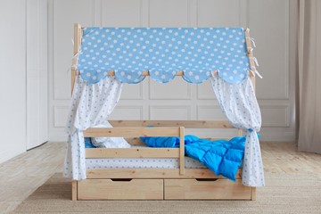 Кровать детская Домик с ящиками, без покраски в Губкинском