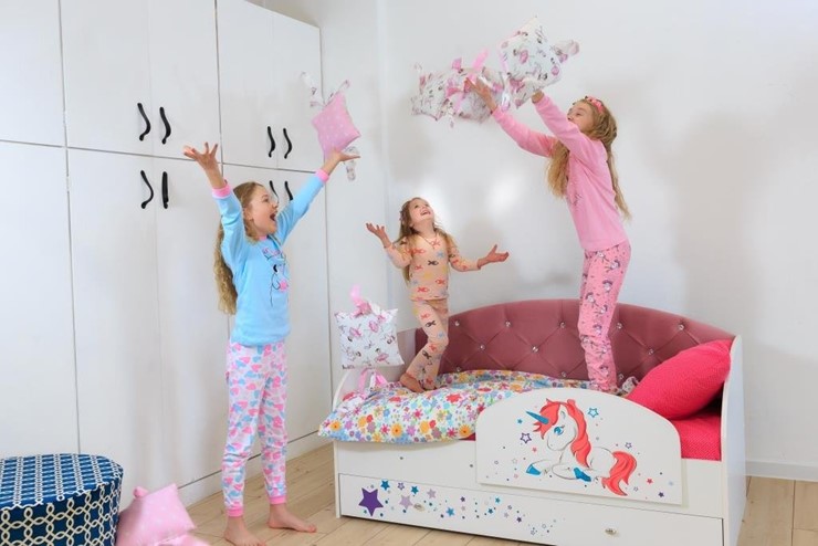 Детская кровать односпальная Звездочка с бортиком, Розовый в Салехарде - изображение 9