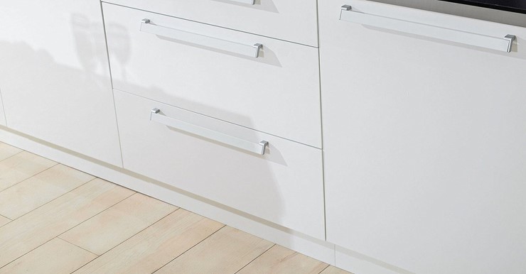 Модульный кухонный гарнитур Герда 2200 (Белый/Белый глянец) в Надыме - изображение 4