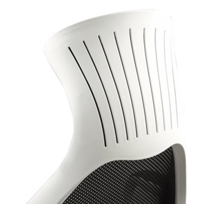 Офисное кресло Brabix Premium Genesis EX-517 (пластик белый, ткань/экокожа/сетка черная) 531573 в Салехарде - предосмотр 8