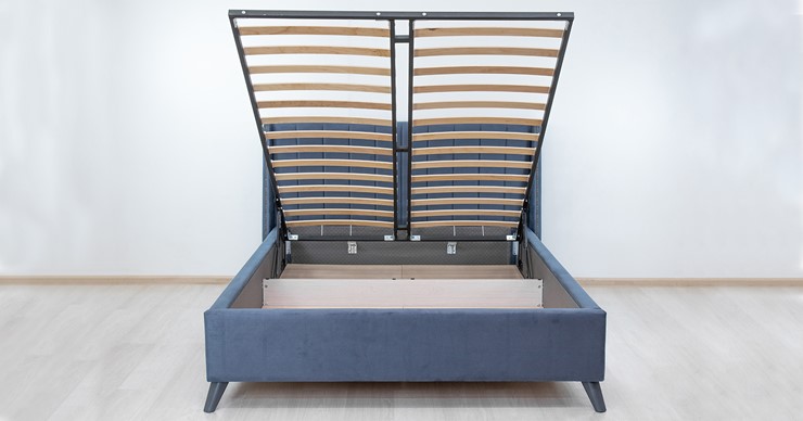 Спальная кровать Мелисса 140, арт. Тори 83 велюр (серо-синий) + кроватное дно в Салехарде - изображение 7