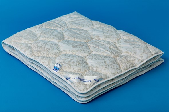 Одеяло всесезонное полутороспальное Лебединая нежность в Лабытнанги - изображение
