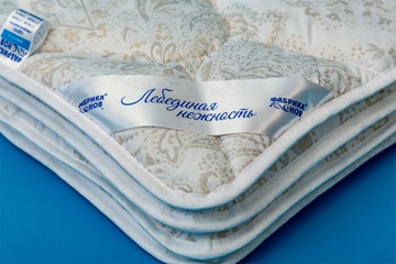 Одеяло всесезонное полутороспальное Лебединая нежность в Муравленко - предосмотр 1